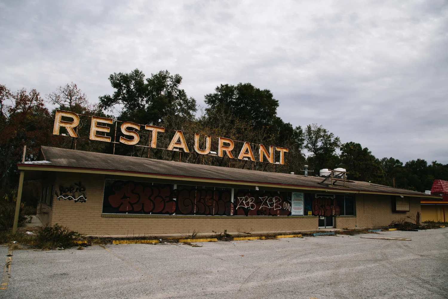 abandoned-restaurant