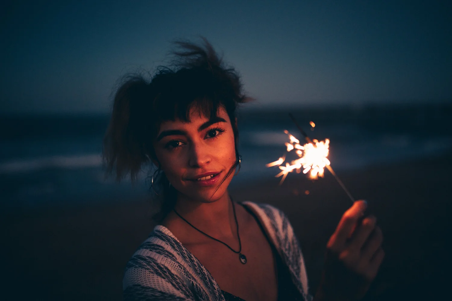 florida-flagler-beach-sparklers-photographer-ocean